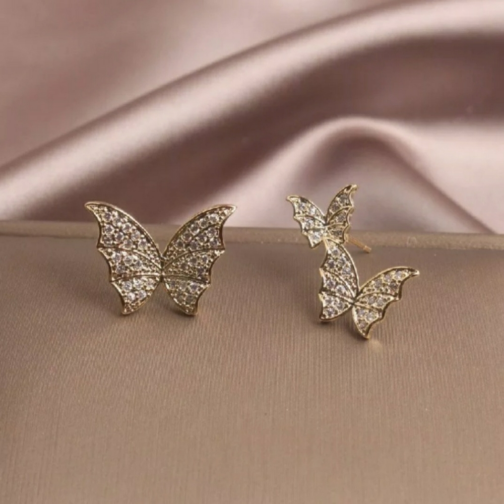 Pretty New SS Gold Rhinestone Butterfly Studs♡ - Picture 3 of 4